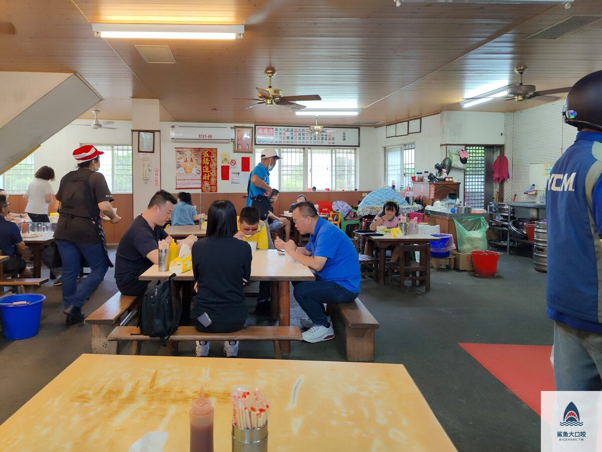 風飛沙小吃店,神岡美食,神岡臭豆腐,神岡小吃店,神岡風飛沙,台中美食 @鯊魚大口咬