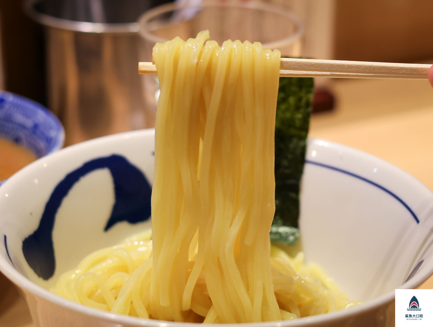豚骨細拉麵,銀座美食,tsujita,tsuji田,日本沾麵推薦,東京沾麵推薦,銀座沾麵推薦,つじ田,日本拉麵,東京拉麵 @鯊魚大口咬 豚骨細拉麵,銀座美食,tsujita,tsuji田,日本沾麵推薦,東京沾麵推薦,銀座沾麵推薦,つじ田,日本拉麵,東京拉麵 @鯊魚大口咬