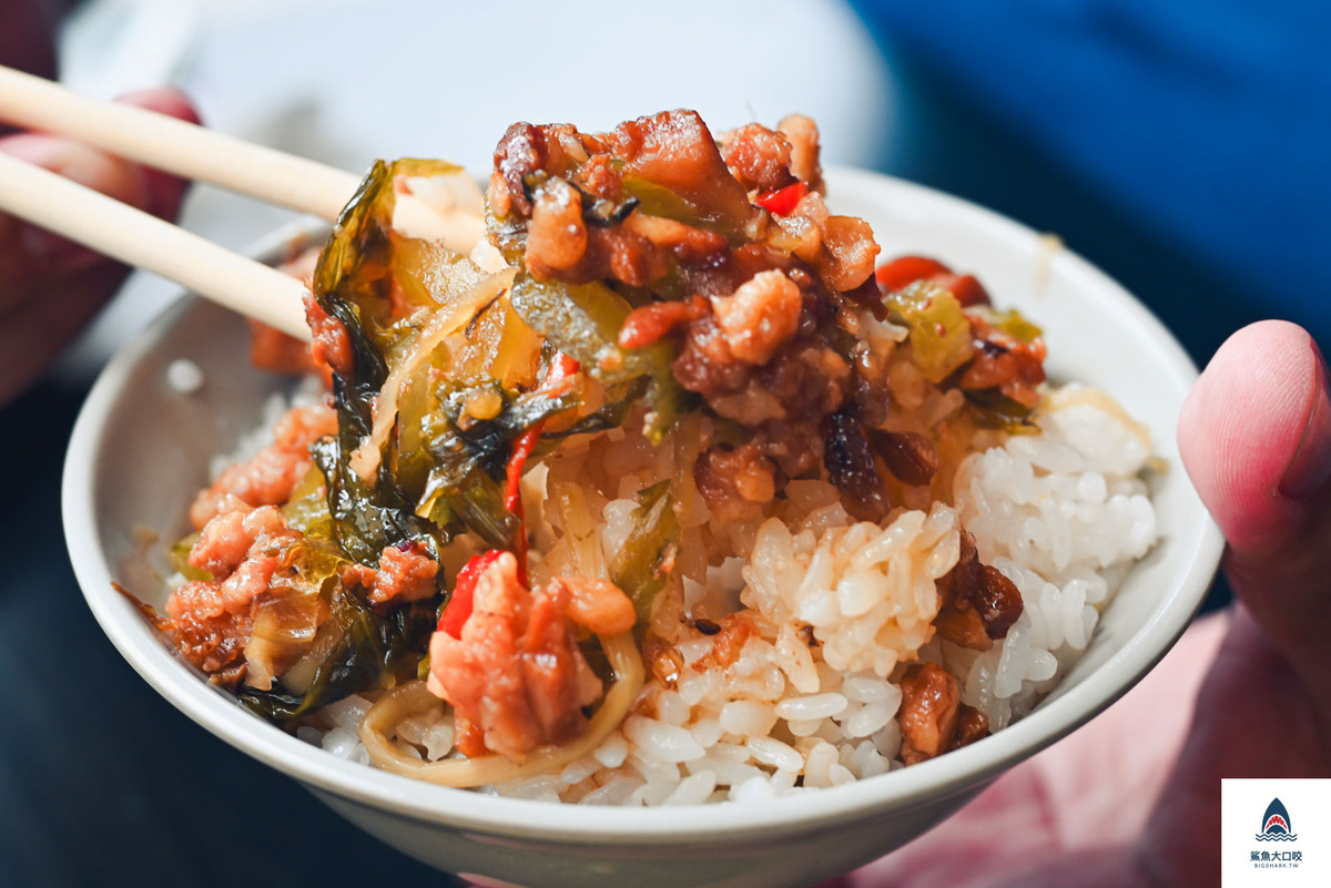 唯豐魯肉飯菜單,三重美食懶人包,三重美食推薦,唯豐魯肉飯 @鯊魚大口咬