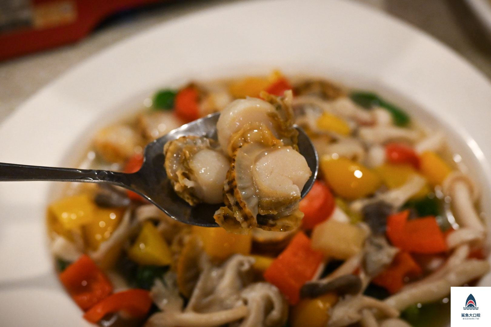 新竹餐廳,新竹美食,新竹傻瓜麵,新竹合菜,新竹桌菜,傻瓜麵創意料理 @鯊魚大口咬