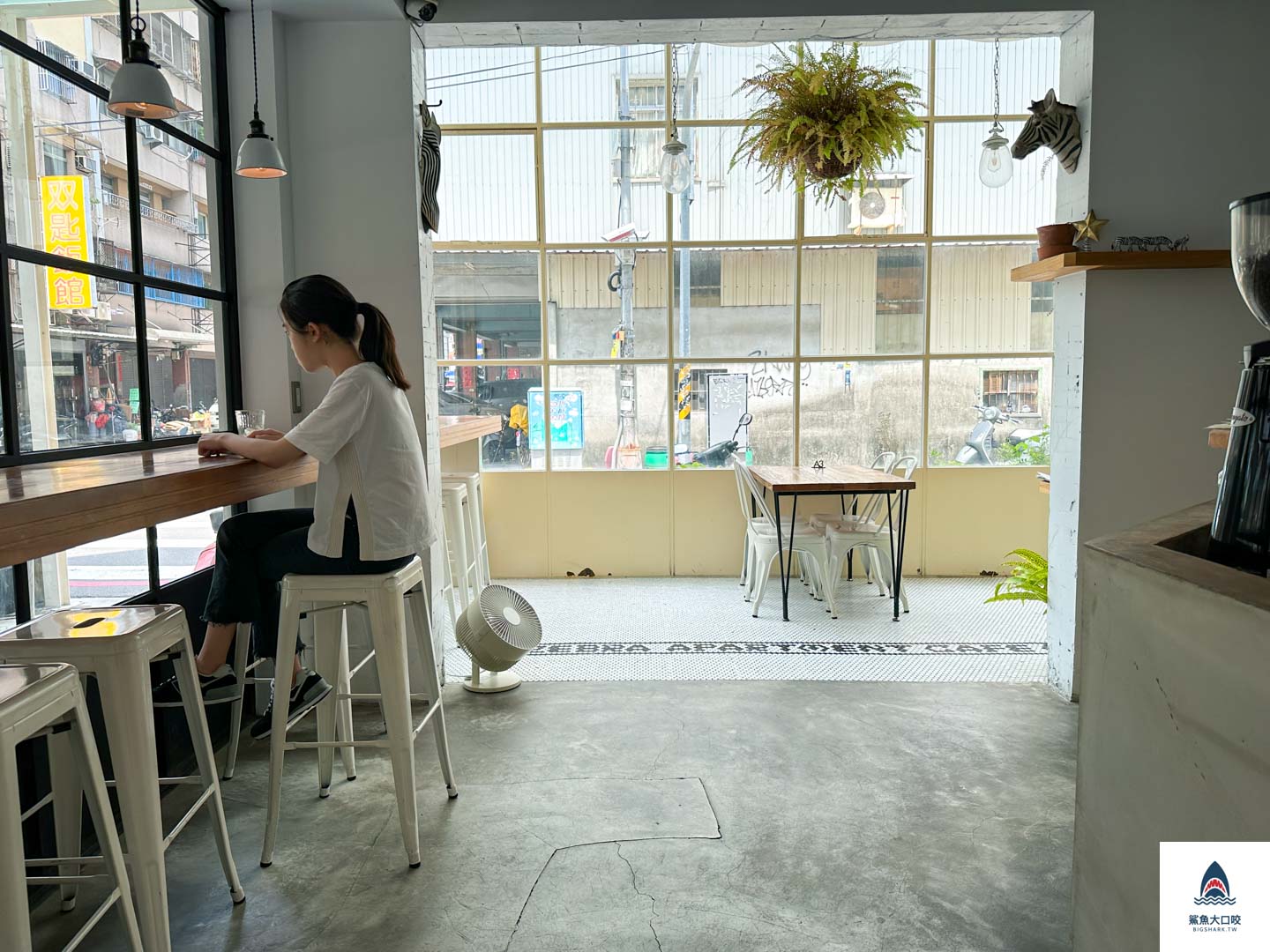 台中早午餐,台中咖啡廳,斑馬公寓咖啡,斑馬公寓咖啡菜單,台中不限時咖啡 @鯊魚大口咬 台中早午餐,台中咖啡廳,斑馬公寓咖啡,斑馬公寓咖啡菜單,台中不限時咖啡 @鯊魚大口咬