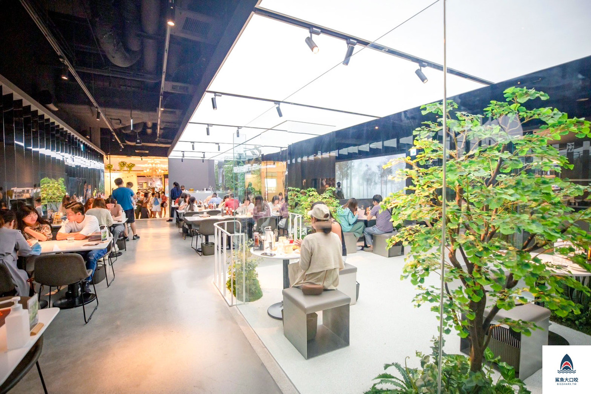 台中貳樓,台中美食,貳樓秀泰文心店菜單,貳樓餐點推薦,親子餐廳,貳樓,台中美食推薦,未來城市森林,台中早午餐,secondfloor,台中餐廳,貳樓文心店,台中新店,寵物友善餐廳,台中旅遊,貳樓秀泰文心店 @鯊魚大口咬