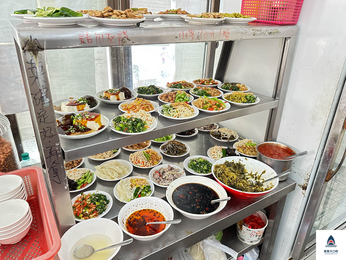 老向的店營業時間,北平路,老向的店,北平路小吃,北平路美食,台中北屯區美食,台中麵店老向的店,老向的店菜單,北屯,老向的店地址,老向的店電話 @鯊魚大口咬
