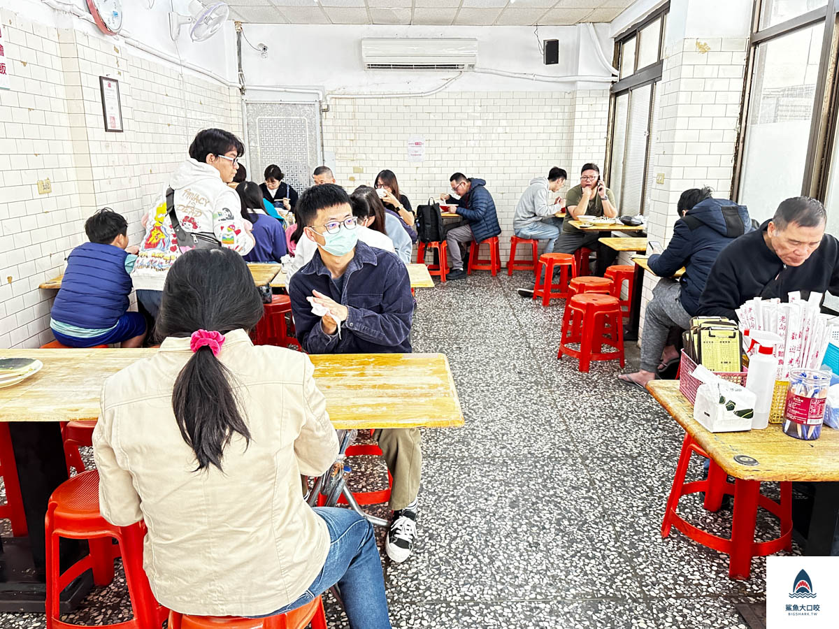 老向的店營業時間,北平路,老向的店,北平路小吃,北平路美食,台中北屯區美食,台中麵店老向的店,老向的店菜單,北屯,老向的店地址,老向的店電話 @鯊魚大口咬