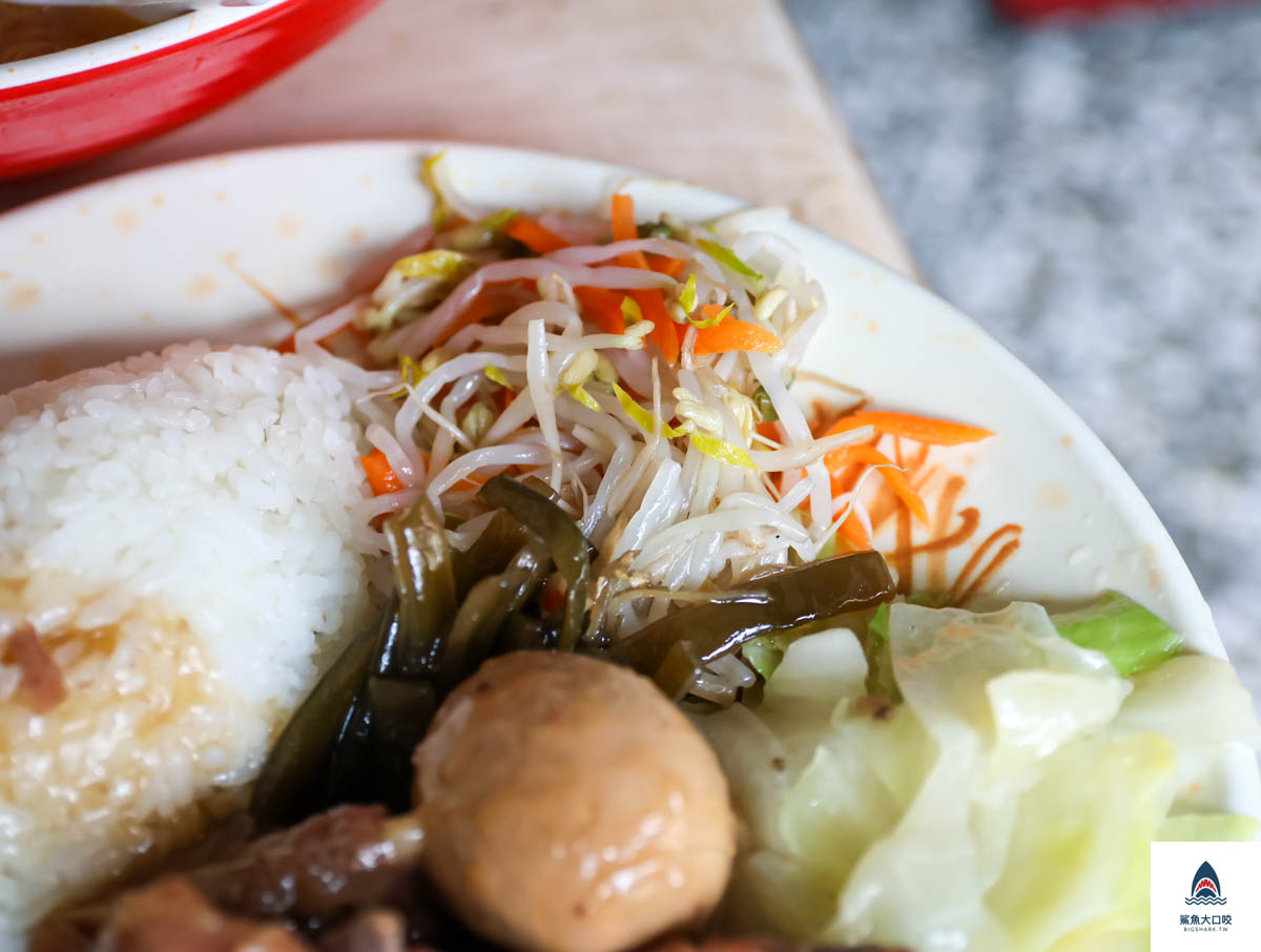 老向的店營業時間,北平路,老向的店,北平路小吃,北平路美食,台中北屯區美食,台中麵店老向的店,老向的店菜單,北屯,老向的店地址,老向的店電話 @鯊魚大口咬