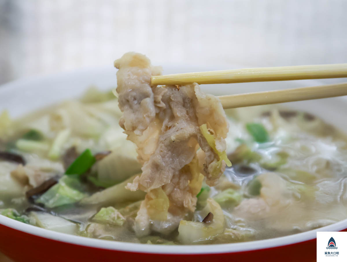 老向的店營業時間,北平路,老向的店,北平路小吃,北平路美食,台中北屯區美食,台中麵店老向的店,老向的店菜單,北屯,老向的店地址,老向的店電話 @鯊魚大口咬