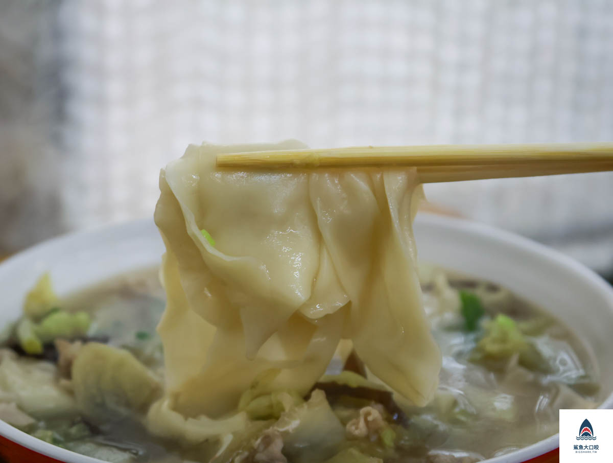 老向的店營業時間,北平路,老向的店,北平路小吃,北平路美食,台中北屯區美食,台中麵店老向的店,老向的店菜單,北屯,老向的店地址,老向的店電話 @鯊魚大口咬