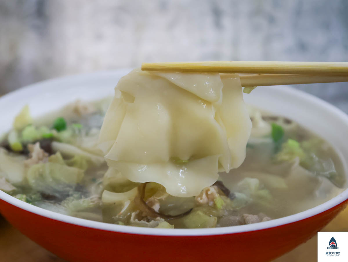 老向的店營業時間,北平路,老向的店,北平路小吃,北平路美食,台中北屯區美食,台中麵店老向的店,老向的店菜單,北屯,老向的店地址,老向的店電話 @鯊魚大口咬
