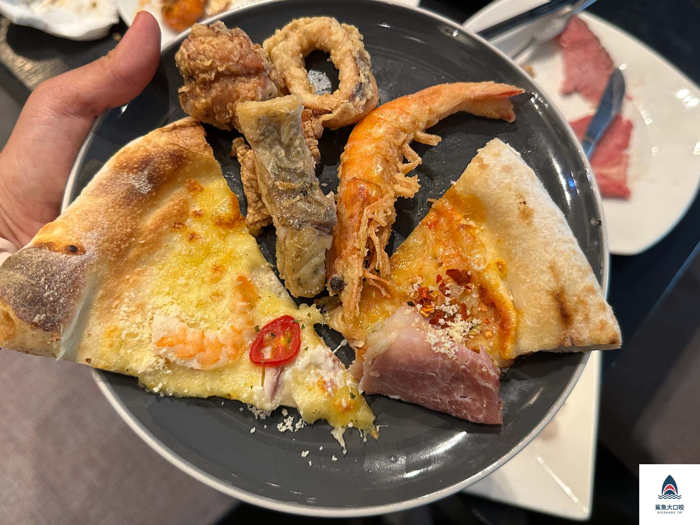 探索廚房推薦,台北寒舍艾美酒店探索廚房,信義區美食,探索廚房,探索廚房菜單,探索廚房用餐時間,吃到飽推薦,台北吃到飽推薦,探索廚房價錢 @鯊魚大口咬