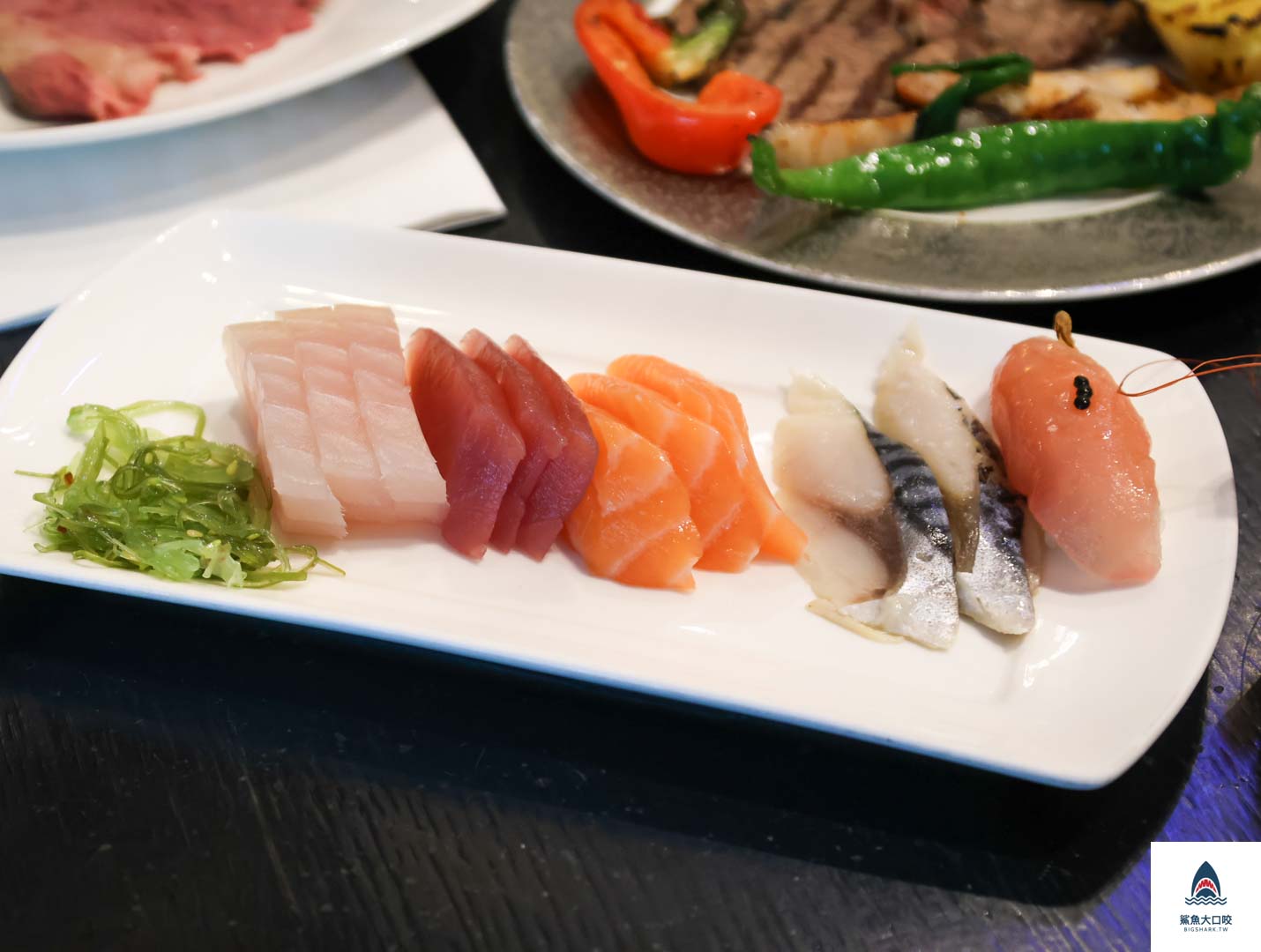 探索廚房推薦,台北寒舍艾美酒店探索廚房,信義區美食,探索廚房,探索廚房菜單,探索廚房用餐時間,吃到飽推薦,台北吃到飽推薦,探索廚房價錢 @鯊魚大口咬