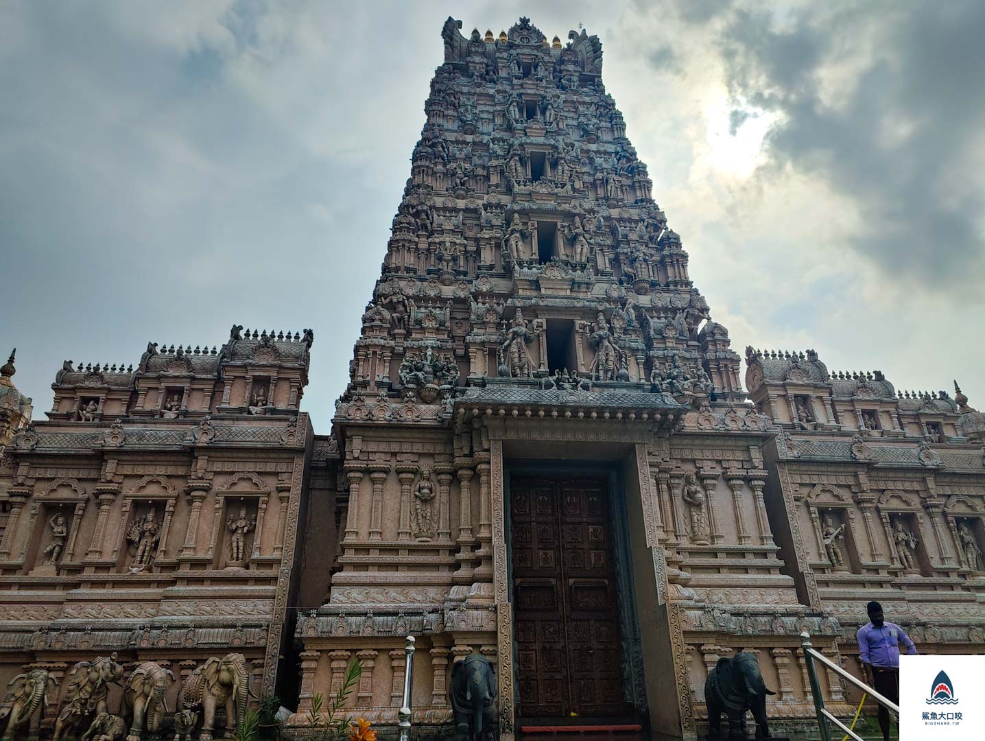 吉隆坡景點,馬來西亞瓜拉雪蘭莪景點,沙克提印度廟Sri Shakti Temple,吉隆坡印度廟 @鯊魚大口咬