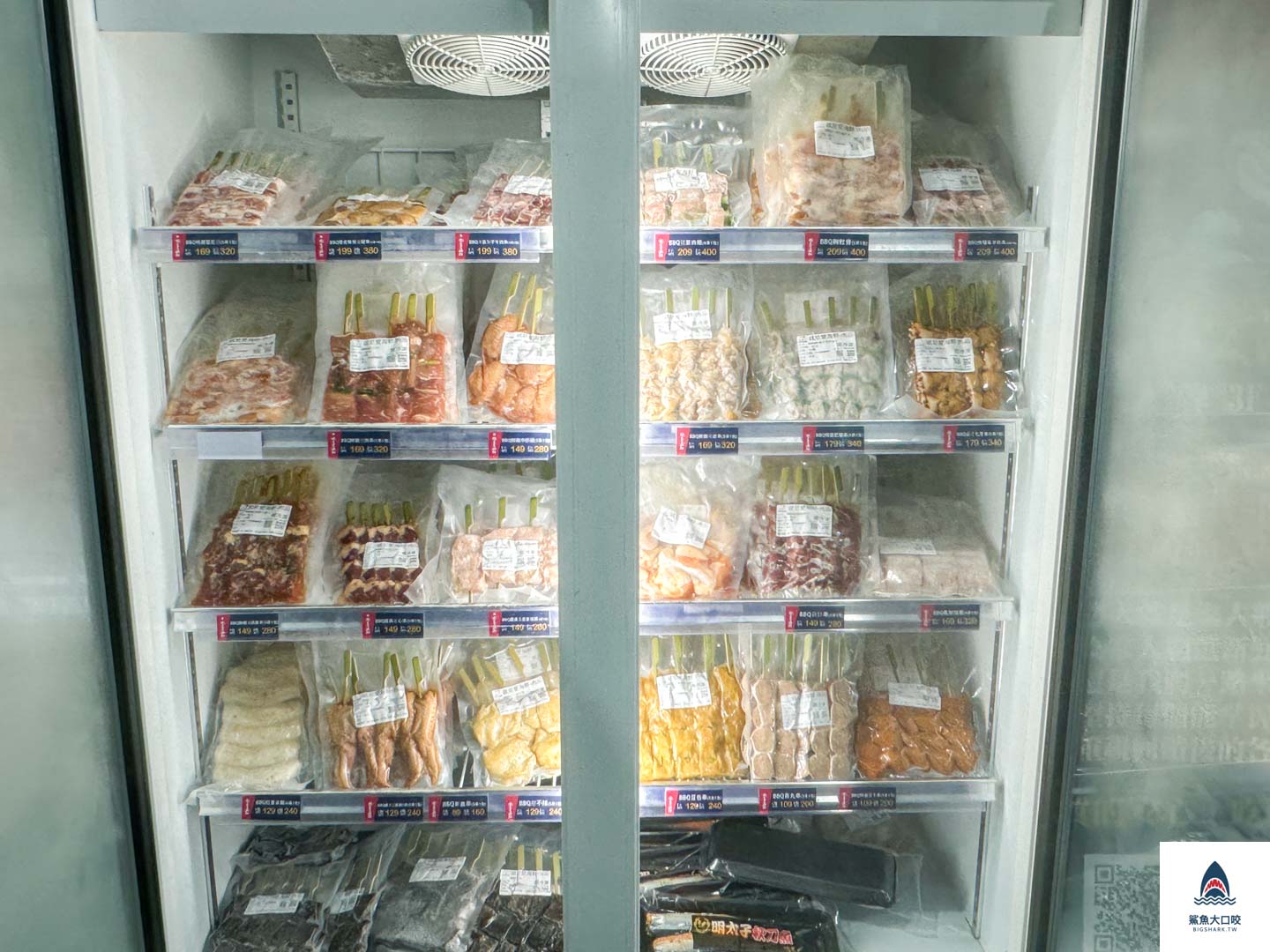 就是愛海鮮,彰化海鮮採購,彰化就是愛海鮮,彰化海鮮哪裡買,彰化肉品採購,彰化海鮮超市,彰化海鮮批發,彰化肉品批發 @鯊魚大口咬 就是愛海鮮,彰化海鮮採購,彰化就是愛海鮮,彰化海鮮哪裡買,彰化肉品採購,彰化海鮮超市,彰化海鮮批發,彰化肉品批發 @鯊魚大口咬