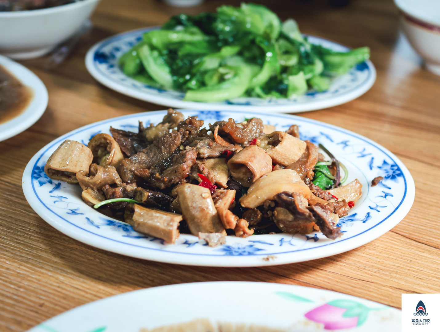 屏東美食,屏東牛肉料理,屏東牛肉湯,屏東牛肉友,牛肉友 @鯊魚大口咬