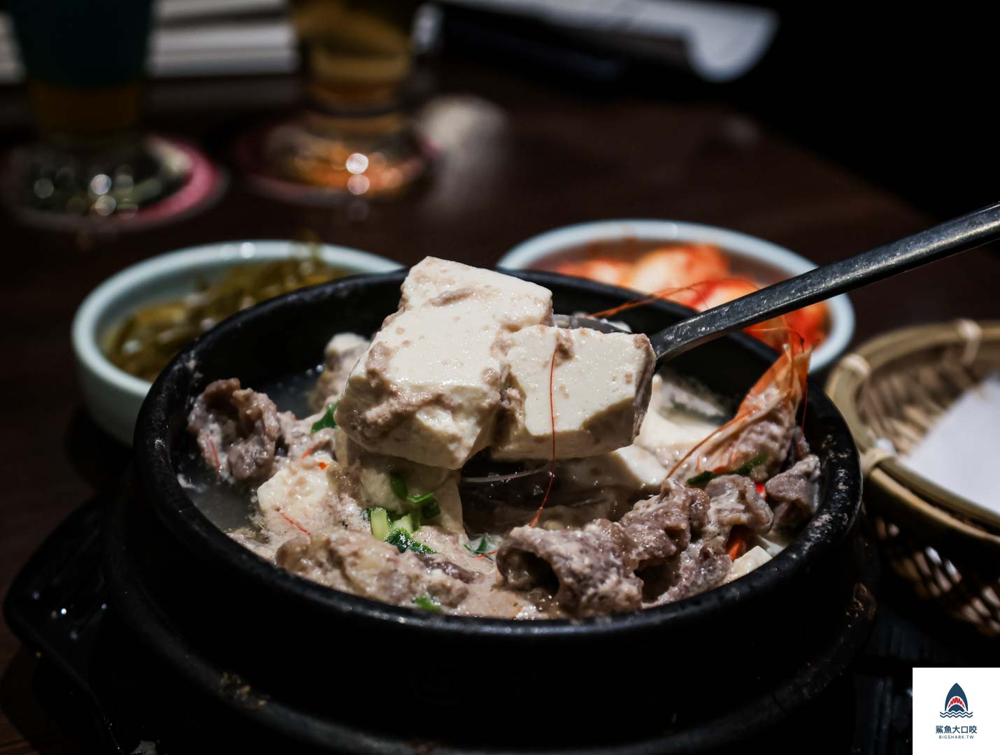 涓豆腐台中文心秀泰店,台中豆腐煲,台中秀泰美食,涓豆腐麗寶,涓豆腐,涓豆腐台中,涓豆腐菜單,涓豆腐台中秀泰 @鯊魚大口咬