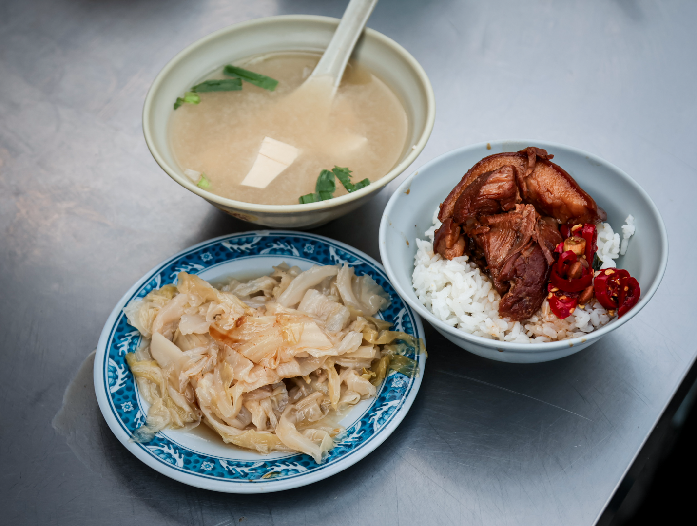 阿彬爌肉飯,阿彬爌肉飯菜單 @鯊魚大口咬