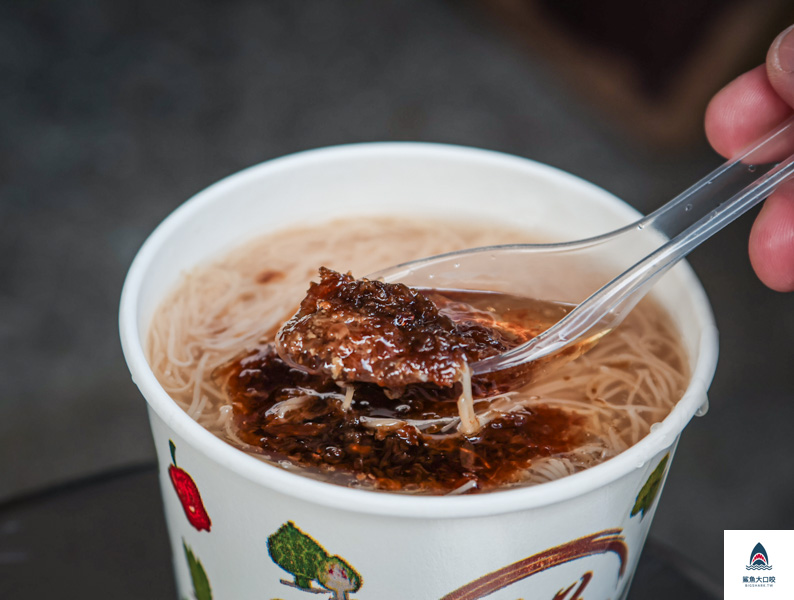 台中西區美食,台中大腸麵線,台中第五市場,第五市場美食,陳記蚵仔麵線,第五市場麵線,台中西區陳記蚵仔麵線,台中美食景點 @鯊魚大口咬