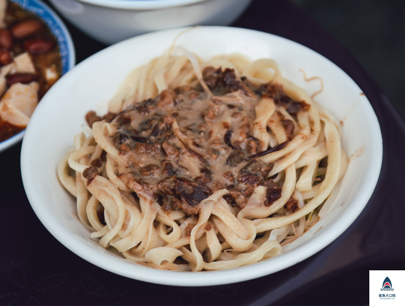 清水麵店,清水國小,台中美食,台中麵店,清水小吃,老士官,老士官擀麵店菜單,老士官擀麵店,清水美食,老士官擀麵 @鯊魚大口咬