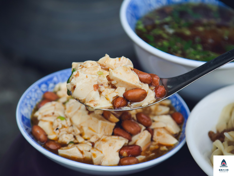 清水麵店,清水國小,台中美食,台中麵店,清水小吃,老士官,老士官擀麵店菜單,老士官擀麵店,清水美食,老士官擀麵 @鯊魚大口咬