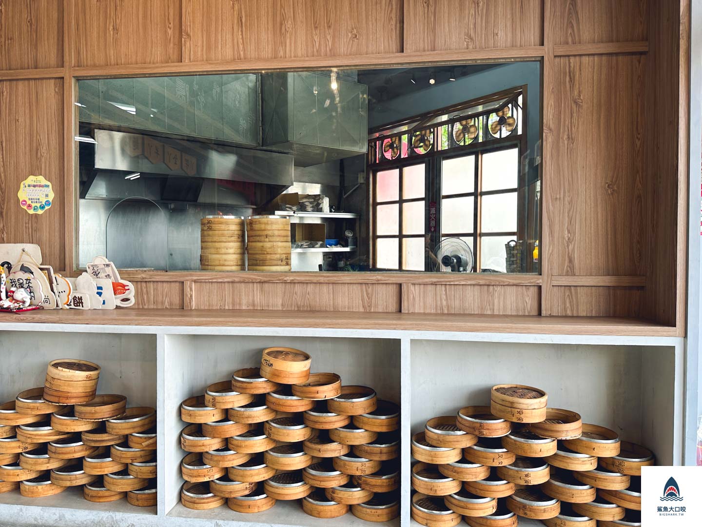 台中西區美食,台中必吃美食,台中烤鴨三吃,台中一鴨三吃,台中外帶烤鴨,小鴨片 @鯊魚大口咬