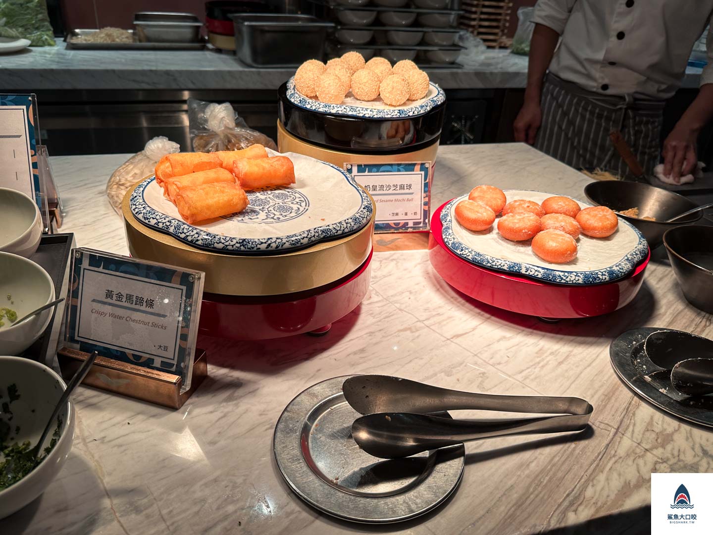 台中美食,台中吃到飽,饗食天堂,台中東區,LaLaport,饗食天堂LaLaport台中店 @鯊魚大口咬