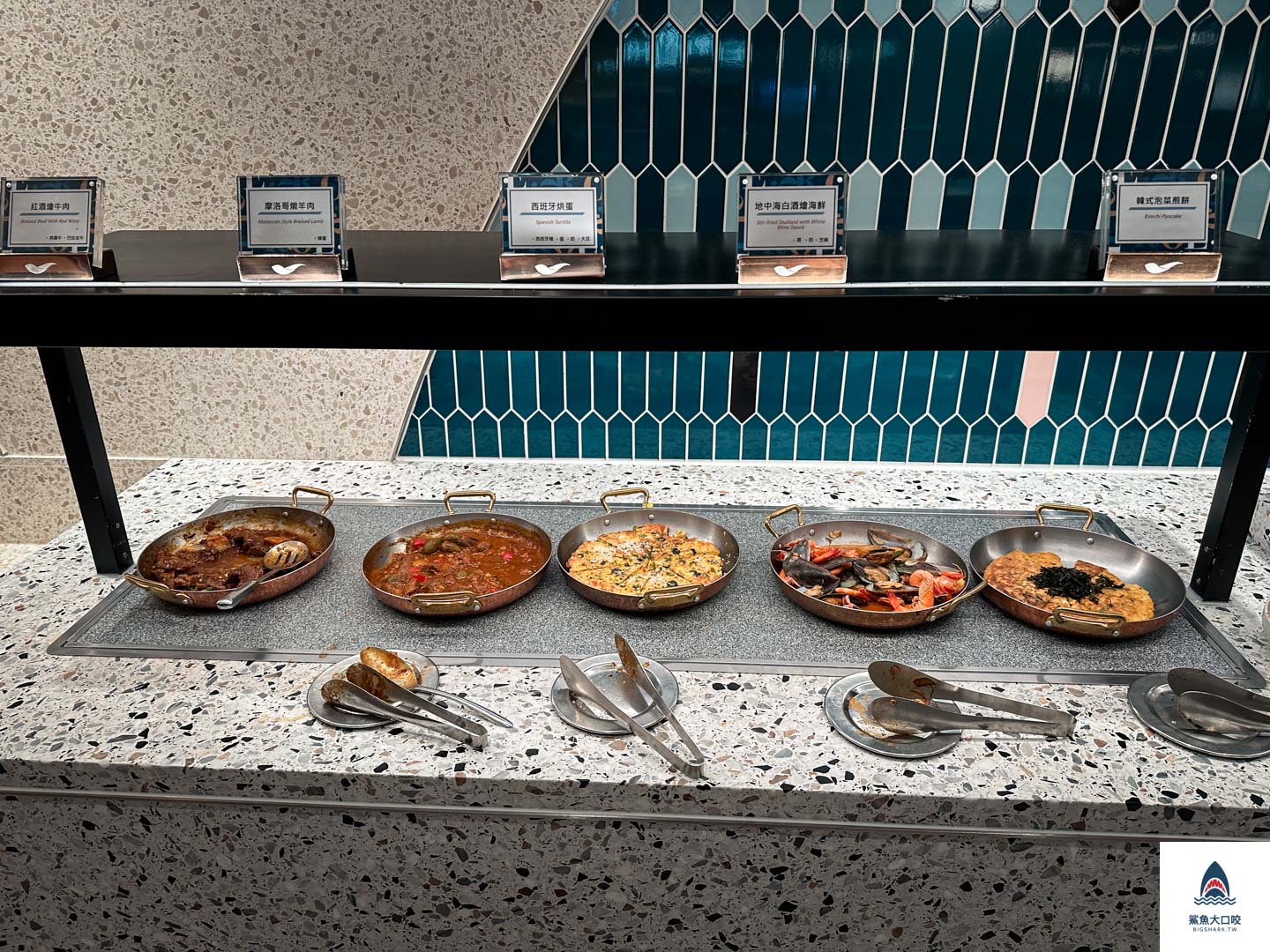 台中美食,台中吃到飽,饗食天堂,台中東區,LaLaport,饗食天堂LaLaport台中店 @鯊魚大口咬