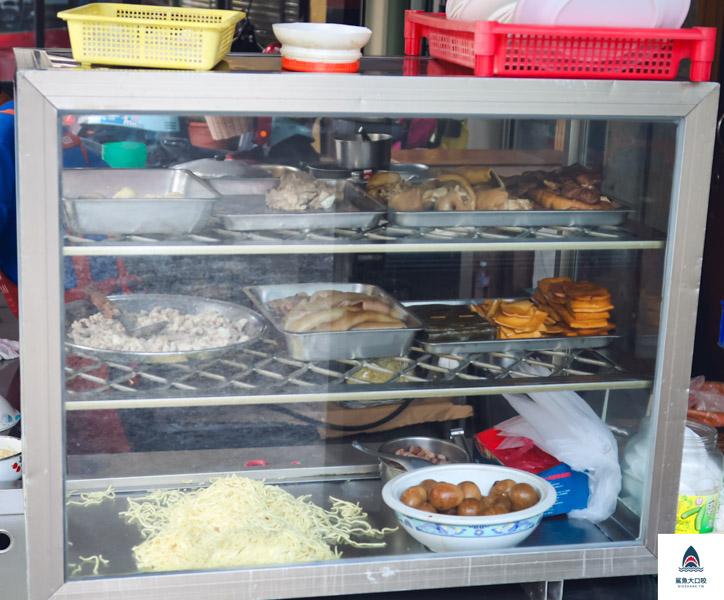金門店鮮魚湯,金門店鮮魚湯菜單 @鯊魚大口咬