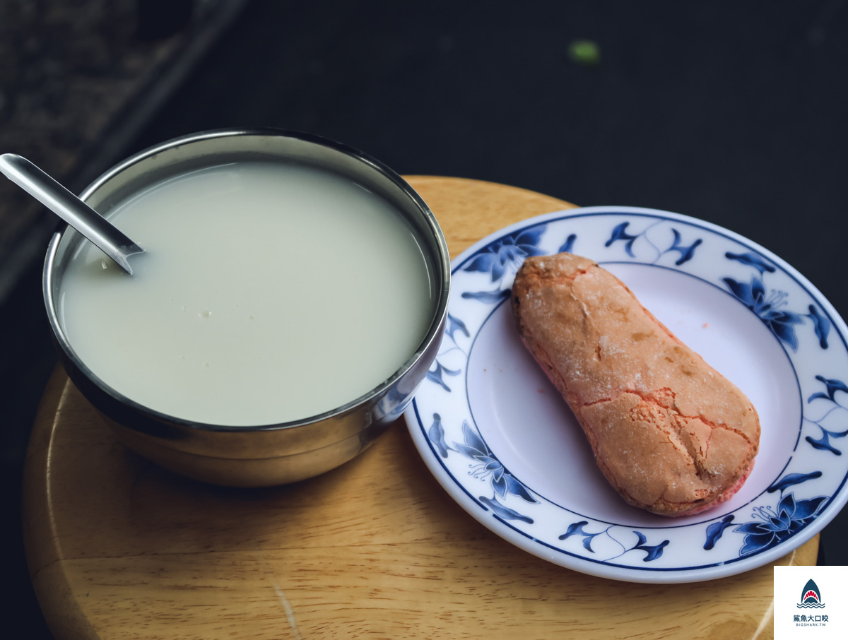 廟口紅茶,廟口紅茶菜單,花蓮廟口紅茶,花蓮美食,花蓮景點 @鯊魚大口咬