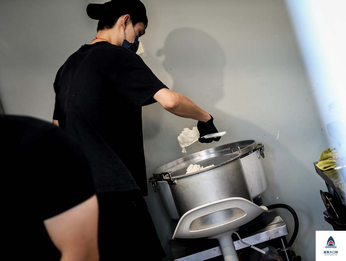 埔里美食推薦,埔里檸檬塔,埔里檸檬塔推薦,埔里早餐,製飯糰,日月潭美食,手握飯糰,南投美食,鉅鹿咖啡,埔里美食,日月潭早午餐,埔里咖啡廳推薦,埔里咖啡廳 @鯊魚大口咬 埔里美食推薦,埔里檸檬塔,埔里檸檬塔推薦,埔里早餐,製飯糰,日月潭美食,手握飯糰,南投美食,鉅鹿咖啡,埔里美食,日月潭早午餐,埔里咖啡廳推薦,埔里咖啡廳 @鯊魚大口咬