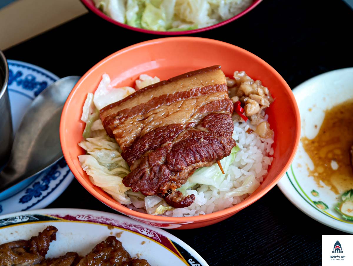 亞忠爌肉飯,亞忠爌肉飯菜單 @鯊魚大口咬 亞忠爌肉飯,亞忠爌肉飯菜單 @鯊魚大口咬