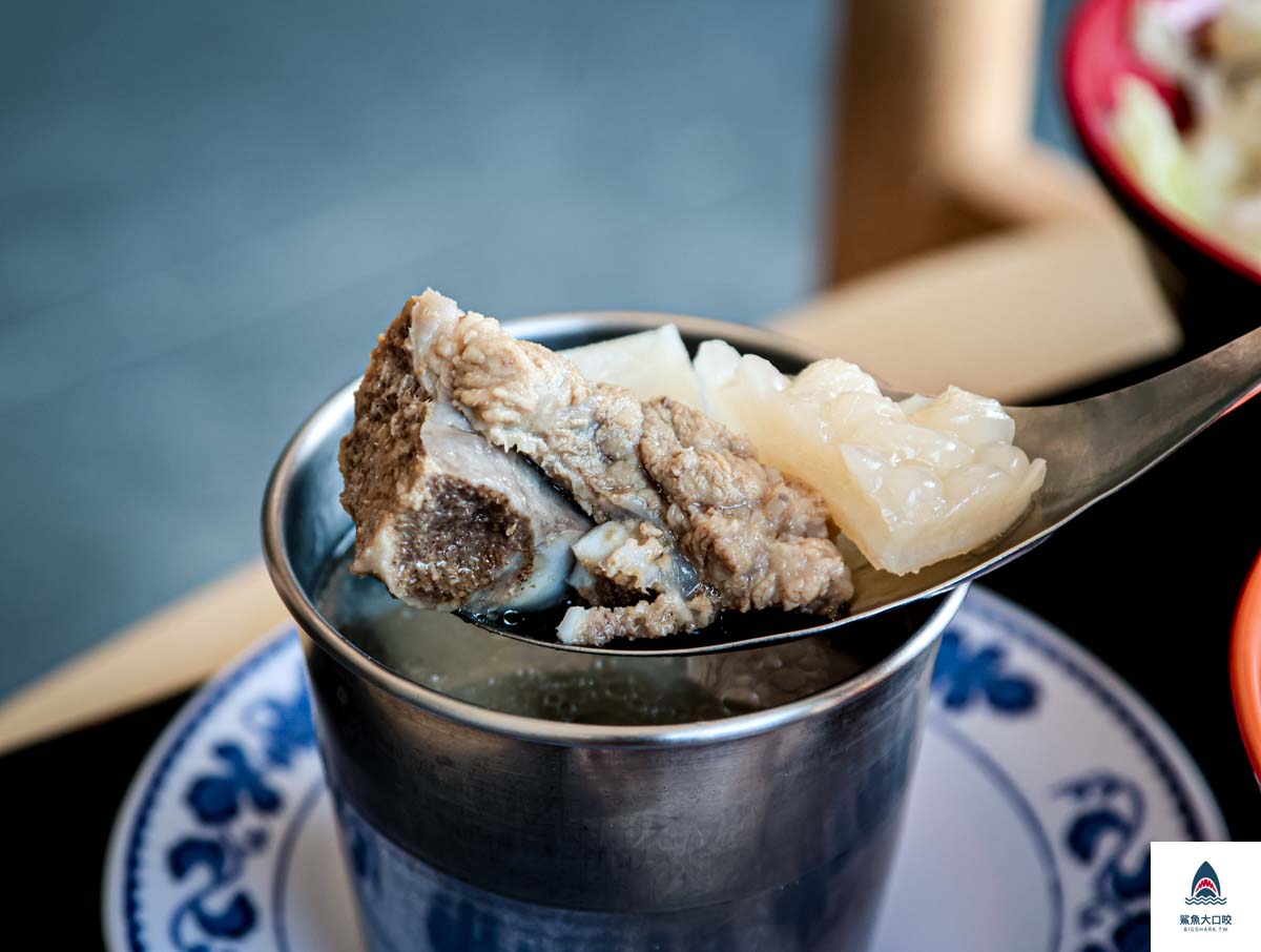 亞忠爌肉飯,亞忠爌肉飯菜單 @鯊魚大口咬 亞忠爌肉飯,亞忠爌肉飯菜單 @鯊魚大口咬
