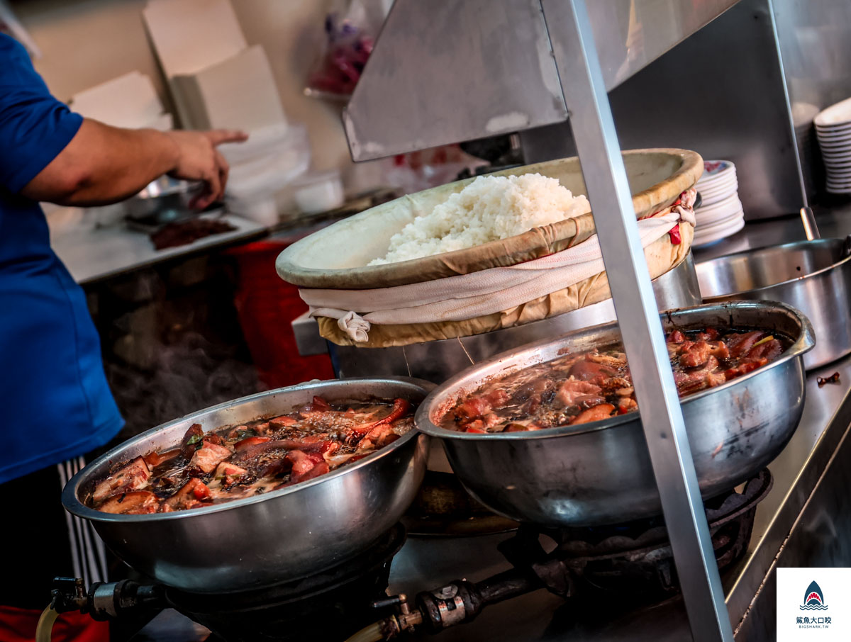 李海魯肉飯分店,台中早餐,李海魯肉飯台中,台中宵夜,原子街,北區早餐,台中深夜美食,中華路夜市,台中凌晨美食,篤行路,李海魯肉飯菜單,北區美食 @鯊魚大口咬