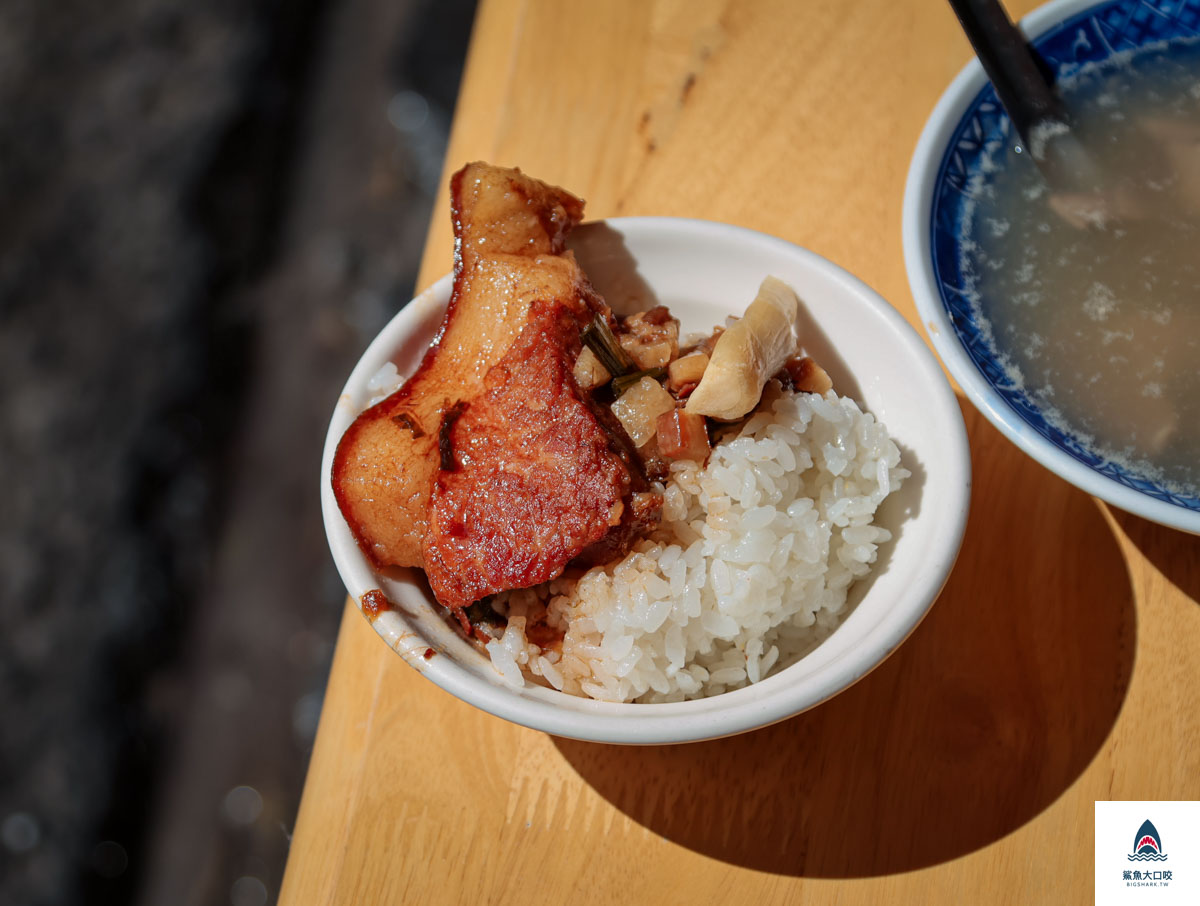 李海魯肉飯分店,台中早餐,李海魯肉飯台中,台中宵夜,原子街,北區早餐,台中深夜美食,中華路夜市,台中凌晨美食,篤行路,李海魯肉飯菜單,北區美食 @鯊魚大口咬