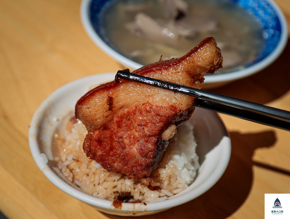 李海魯肉飯分店,台中早餐,李海魯肉飯台中,台中宵夜,原子街,北區早餐,台中深夜美食,中華路夜市,台中凌晨美食,篤行路,李海魯肉飯菜單,北區美食 @鯊魚大口咬
