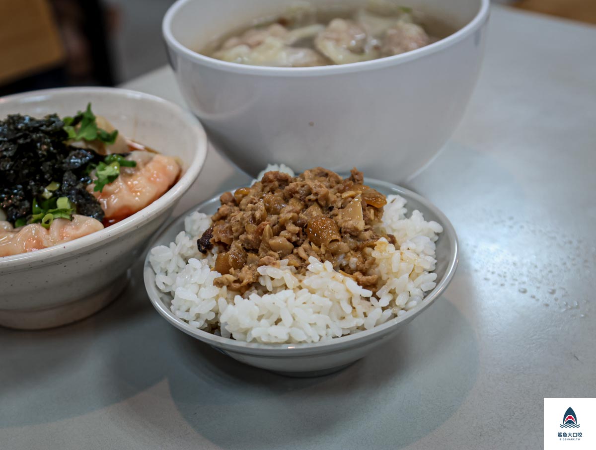 花蓮香扁食,花蓮香,花蓮香扁食分店,花蓮香扁食 菜單,花蓮香 扁食,花蓮香扁食中山店,花蓮中山路扁食,花蓮扁食,花蓮花蓮香扁食,花蓮美食懶人包 @鯊魚大口咬