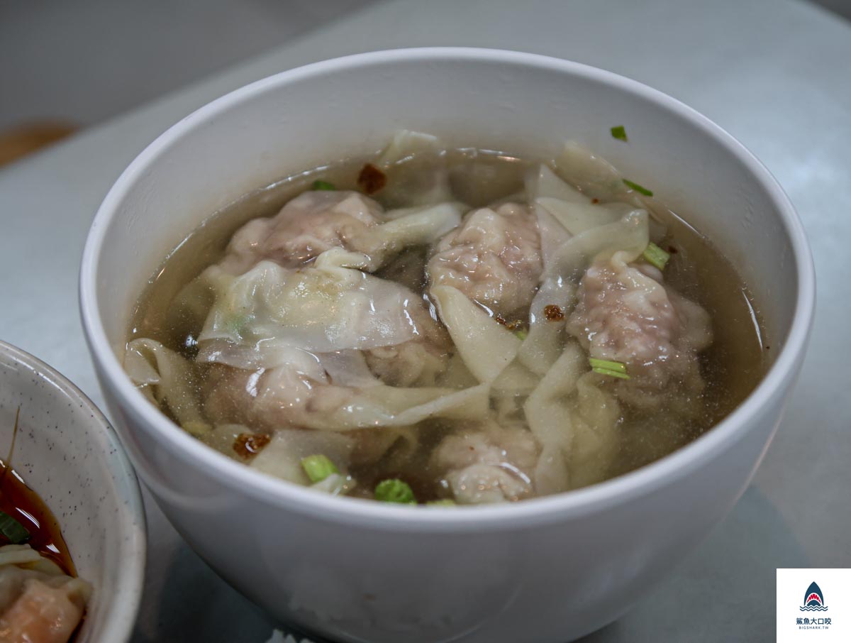 花蓮香扁食,花蓮香,花蓮香扁食分店,花蓮香扁食 菜單,花蓮香 扁食,花蓮香扁食中山店,花蓮中山路扁食,花蓮扁食,花蓮花蓮香扁食,花蓮美食懶人包 @鯊魚大口咬