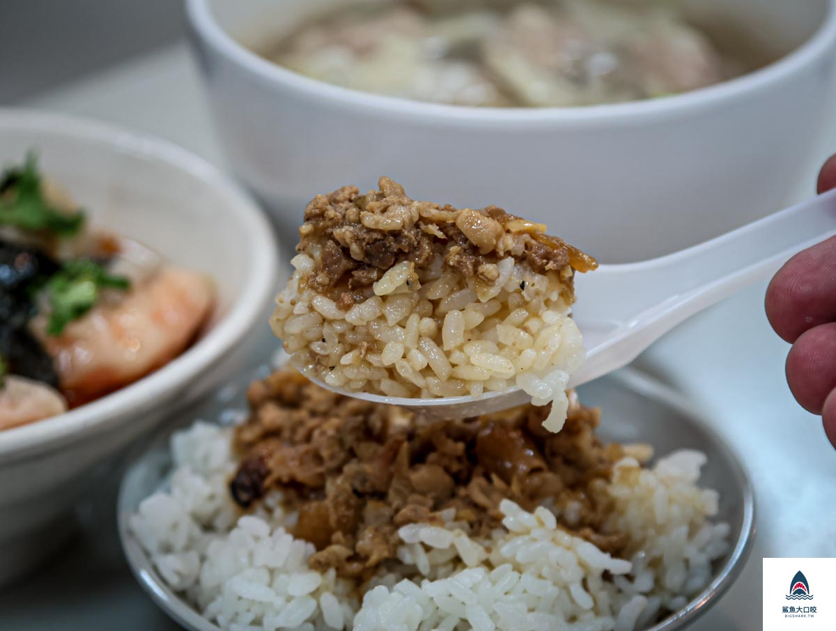 花蓮香扁食,花蓮香,花蓮香扁食分店,花蓮香扁食 菜單,花蓮香 扁食,花蓮香扁食中山店,花蓮中山路扁食,花蓮扁食,花蓮花蓮香扁食,花蓮美食懶人包 @鯊魚大口咬