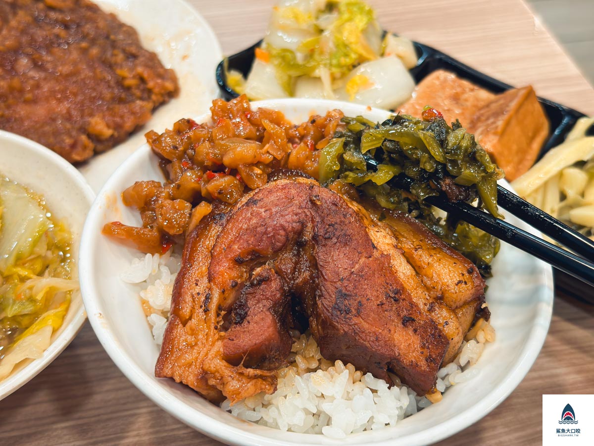 台中美食,台中宵夜,台中西區宵夜,台中勤美商圈美食,台中夜間部爌肉飯,夜間部爌肉飯推薦,夜間部爌肉飯菜單 @鯊魚大口咬