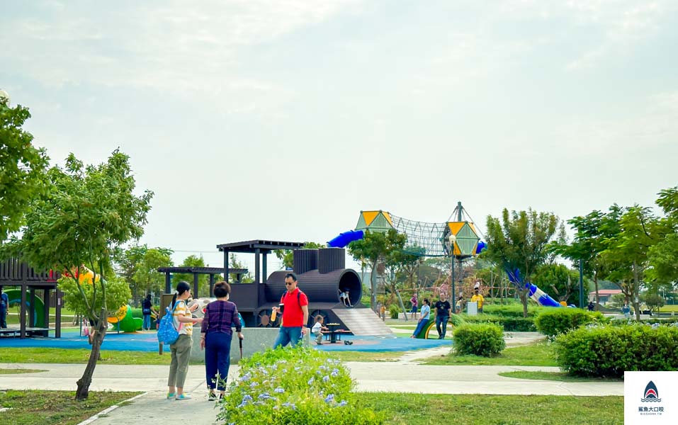 溪湖景點,溪湖糖廠,溪湖中央公園,溪湖兒童公園,葡藤堡遊戲場,彰化溪湖,彰化景點 @鯊魚大口咬 溪湖景點,溪湖糖廠,溪湖中央公園,溪湖兒童公園,葡藤堡遊戲場,彰化溪湖,彰化景點 @鯊魚大口咬