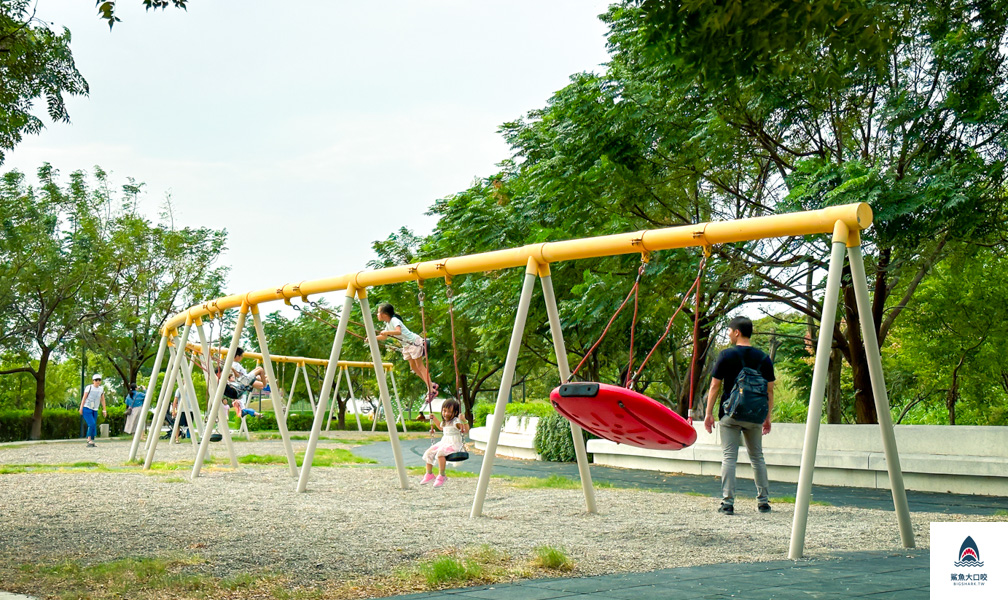 溪湖景點,溪湖糖廠,溪湖中央公園,溪湖兒童公園,葡藤堡遊戲場,彰化溪湖,彰化景點 @鯊魚大口咬 溪湖景點,溪湖糖廠,溪湖中央公園,溪湖兒童公園,葡藤堡遊戲場,彰化溪湖,彰化景點 @鯊魚大口咬