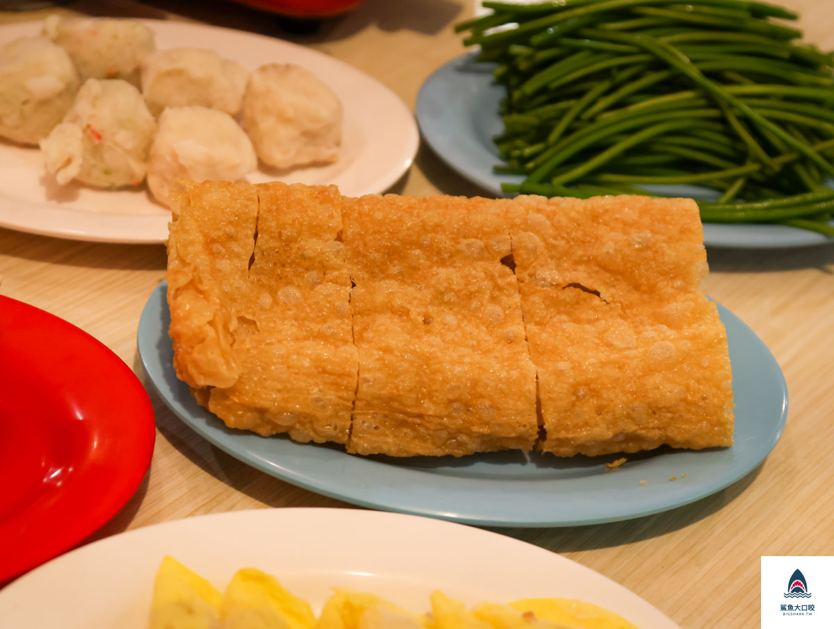 台中石頭火鍋,水湳火鍋推薦,北屯火鍋推薦,食藝石頭火鍋,食藝石頭火鍋菜單,食藝石頭火鍋推薦,台中火鍋推薦 @鯊魚大口咬