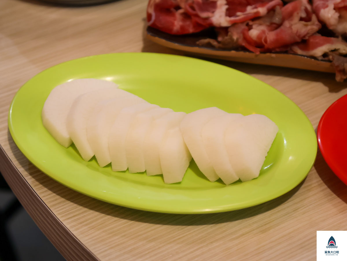 台中石頭火鍋,水湳火鍋推薦,北屯火鍋推薦,食藝石頭火鍋,食藝石頭火鍋菜單,食藝石頭火鍋推薦,台中火鍋推薦 @鯊魚大口咬