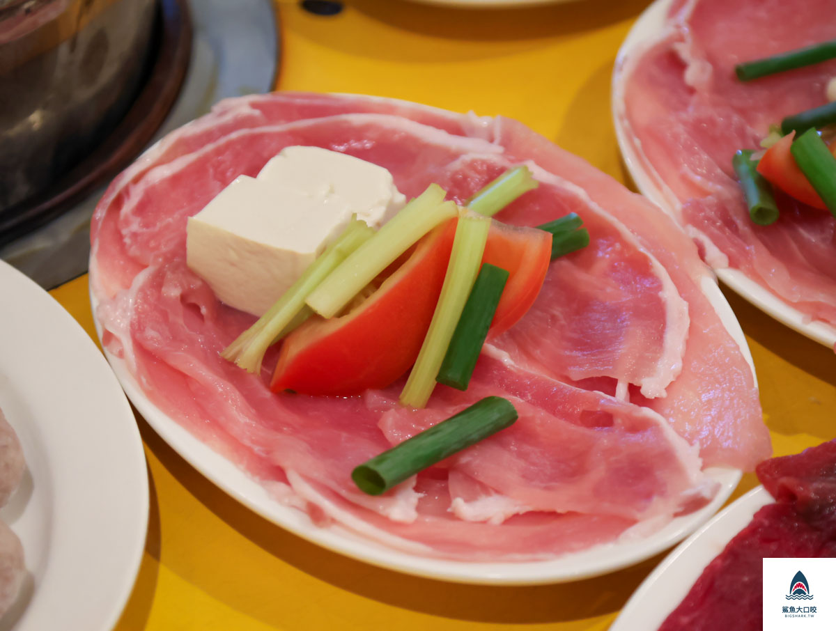 汕頭牛肉劉沙茶火鍋店菜單,汕頭牛肉劉沙茶火鍋店,台中火鍋店推薦,台中沙茶火鍋 @鯊魚大口咬 汕頭牛肉劉沙茶火鍋店菜單,汕頭牛肉劉沙茶火鍋店,台中火鍋店推薦,台中沙茶火鍋 @鯊魚大口咬