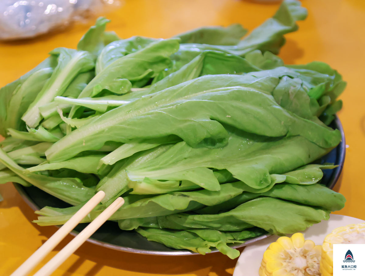 汕頭牛肉劉沙茶火鍋店菜單,汕頭牛肉劉沙茶火鍋店,台中火鍋店推薦,台中沙茶火鍋 @鯊魚大口咬