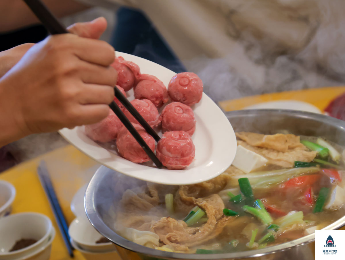 汕頭牛肉劉沙茶火鍋店菜單,汕頭牛肉劉沙茶火鍋店,台中火鍋店推薦,台中沙茶火鍋 @鯊魚大口咬