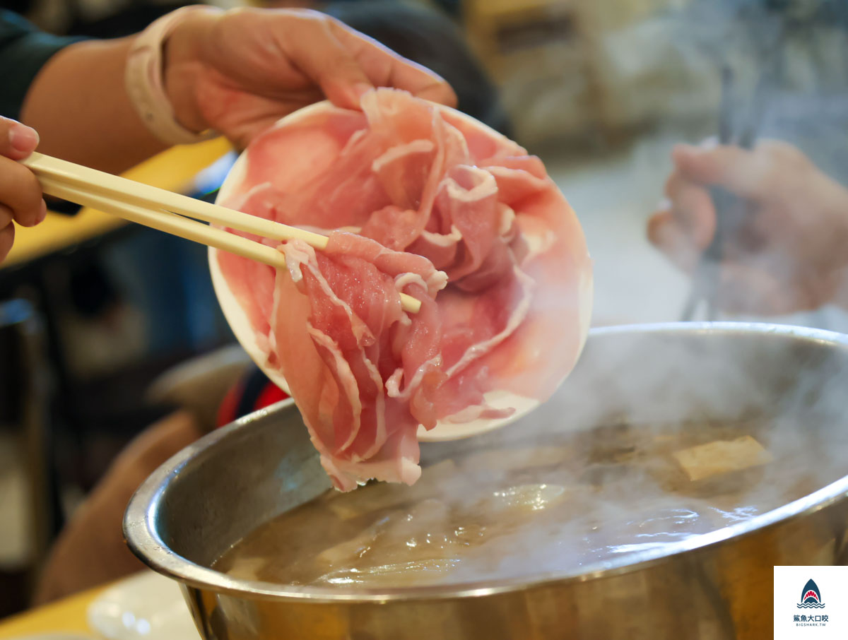 汕頭牛肉劉沙茶火鍋店菜單,汕頭牛肉劉沙茶火鍋店,台中火鍋店推薦,台中沙茶火鍋 @鯊魚大口咬 汕頭牛肉劉沙茶火鍋店菜單,汕頭牛肉劉沙茶火鍋店,台中火鍋店推薦,台中沙茶火鍋 @鯊魚大口咬