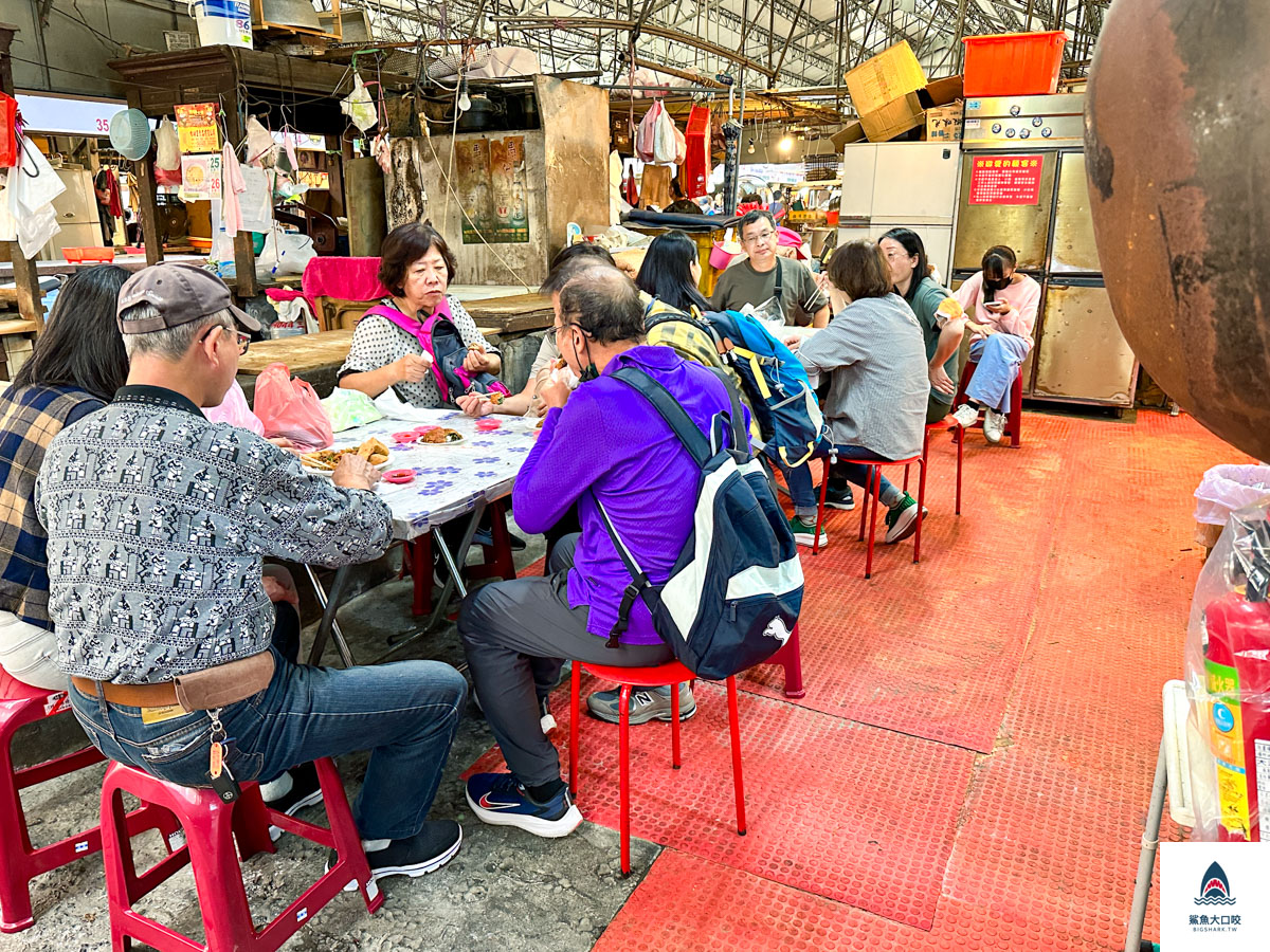 彰化美食,阿蛋蚵嗲,花壇美食,彰化花壇必吃,花壇市場美食,花壇阿蛋柯嗲菜單 @鯊魚大口咬