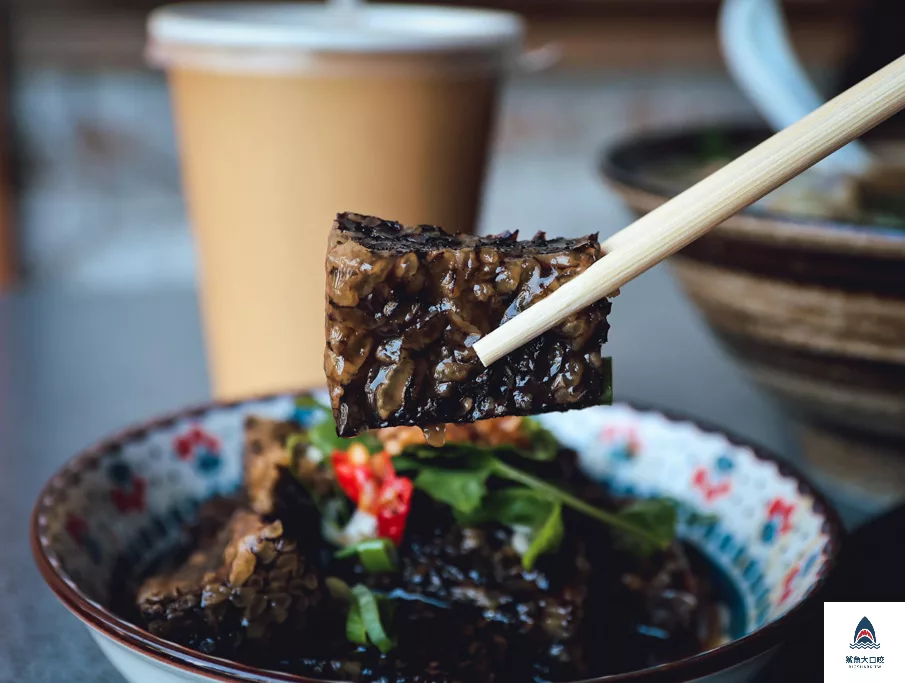 台中北區美食,馨香泡沫紅茶外帶,馨香泡沫紅茶營業時間,馨香泡沫紅茶菜單,台中中友美食,馨香,一中好吃美食,中友商圈美食,台中一中美食,馨香泡沫紅茶,台中美食,馨香泡沫紅茶404台中市北區,馨香泡沫紅茶FB,台中一中商圈美食,馨香泡沫紅茶全家福蛋餅 @鯊魚大口咬