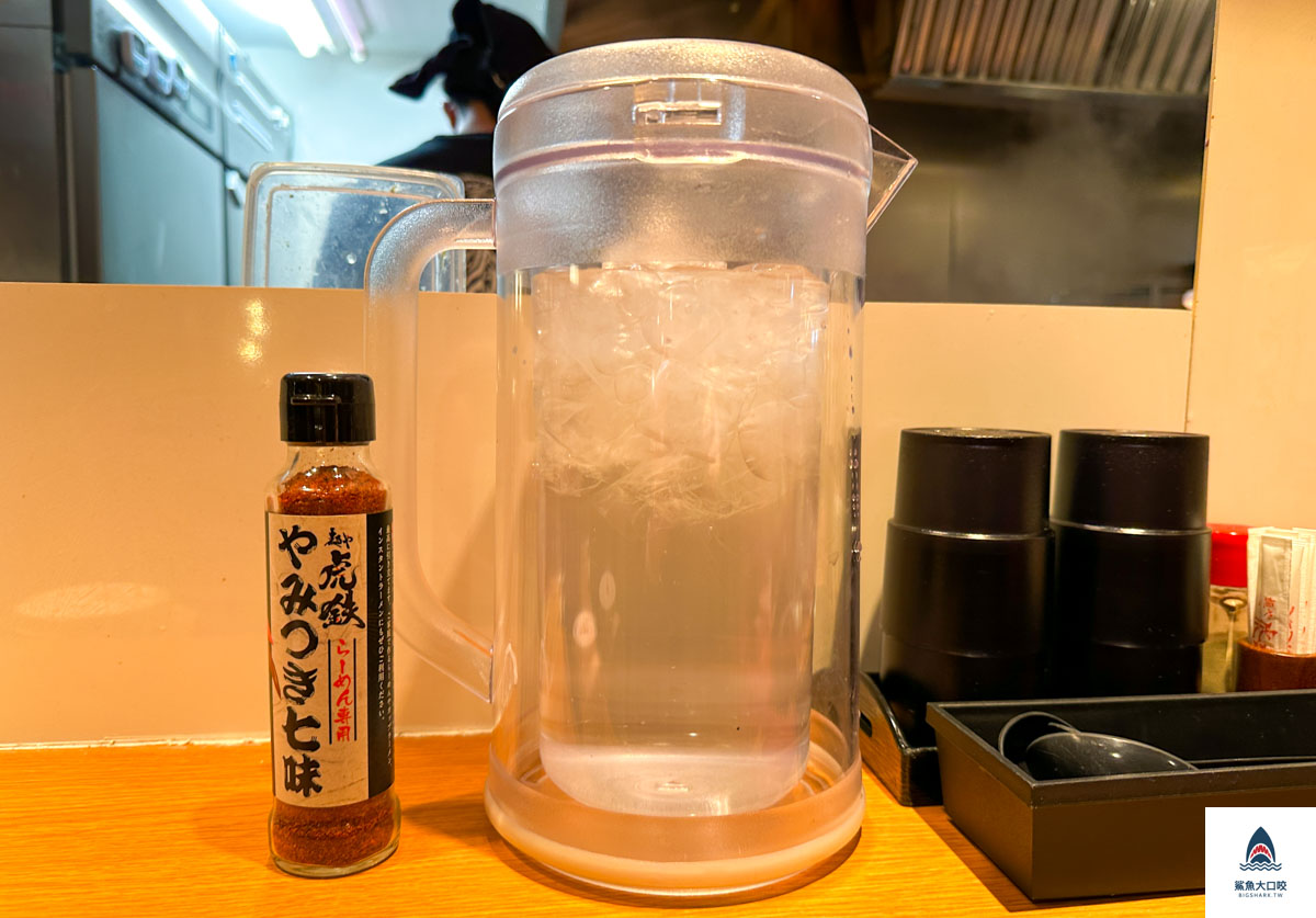 京都車站拉麵推薦,京都車站拉麵街,京都車站虎鐵,麵屋虎鐵,麺や虎鉄京都拉麺小路,麺や虎鉄菜單,京都車站拉麵小路 @鯊魚大口咬 京都車站拉麵推薦,京都車站拉麵街,京都車站虎鐵,麵屋虎鐵,麺や虎鉄京都拉麺小路,麺や虎鉄菜單,京都車站拉麵小路 @鯊魚大口咬