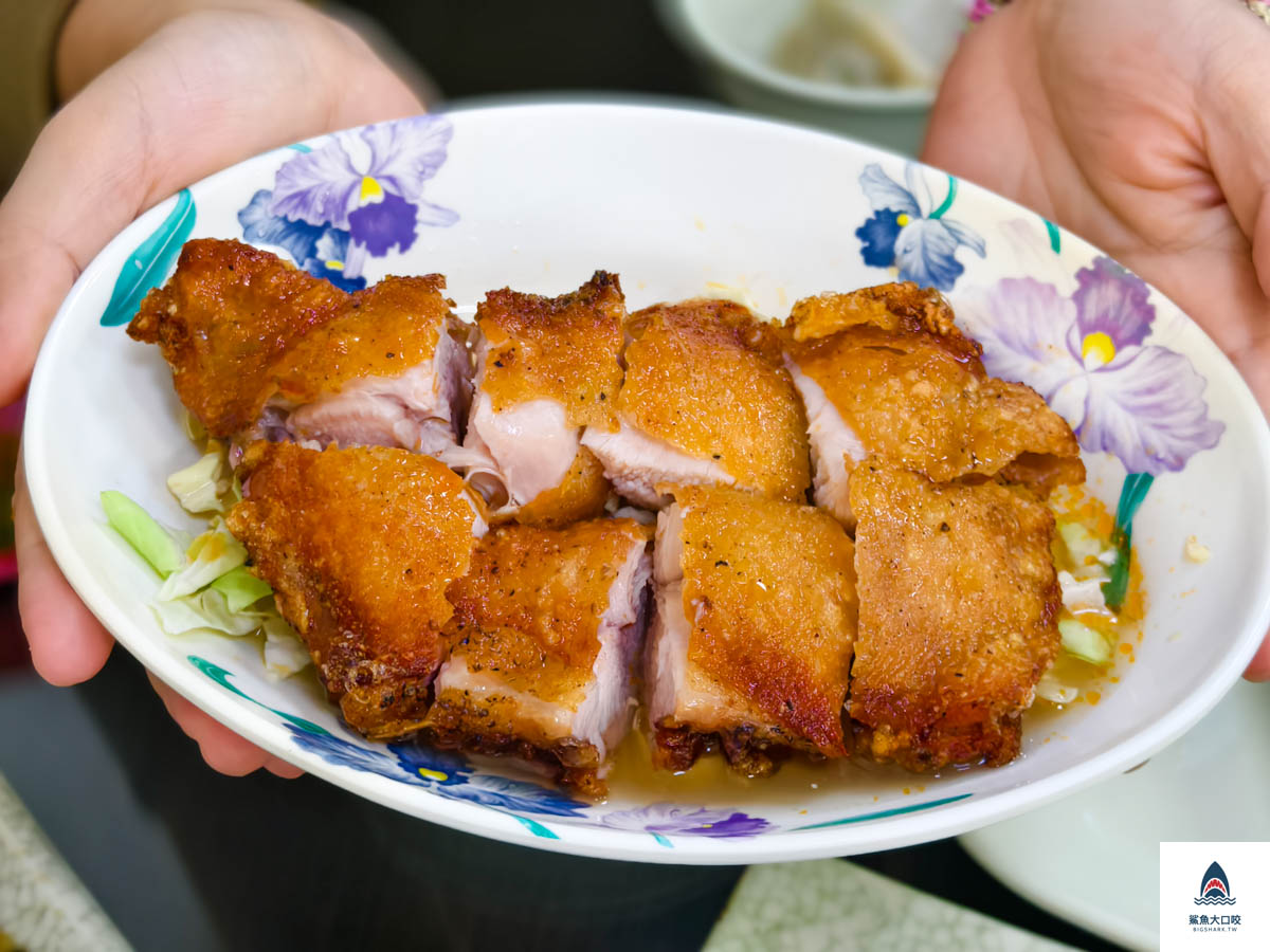 苗栗水餃推薦,苗栗水餃,平價美食,天涯海餃營業時間,天涯海餃電話,苗栗市美食,天涯海餃,天涯海餃菜單,苗栗平價美食,北苗美食推薦,苗栗排隊美食,四季豆煎餃水餃,苗栗必吃美食,韭菜花蝦仁水餃,苗栗火車站美食,苗栗煎餃推薦,苗栗早午餐,苗栗煎餃 @鯊魚大口咬