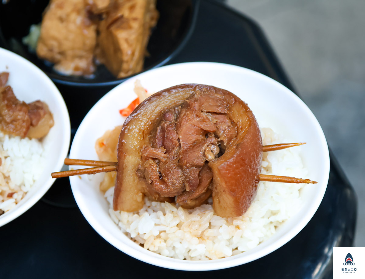 阿泉焢肉飯,阿泉焢肉飯菜單 @鯊魚大口咬